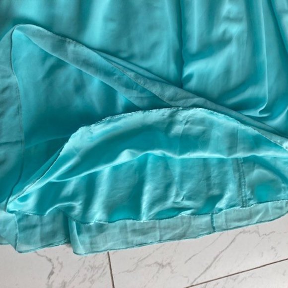 Floor-length strapless turquoise gown - Picture 7 of 7